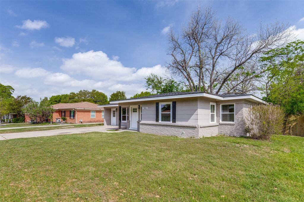 7800 Gaston Avenue, Fort Worth, TX 76116 — photo 1