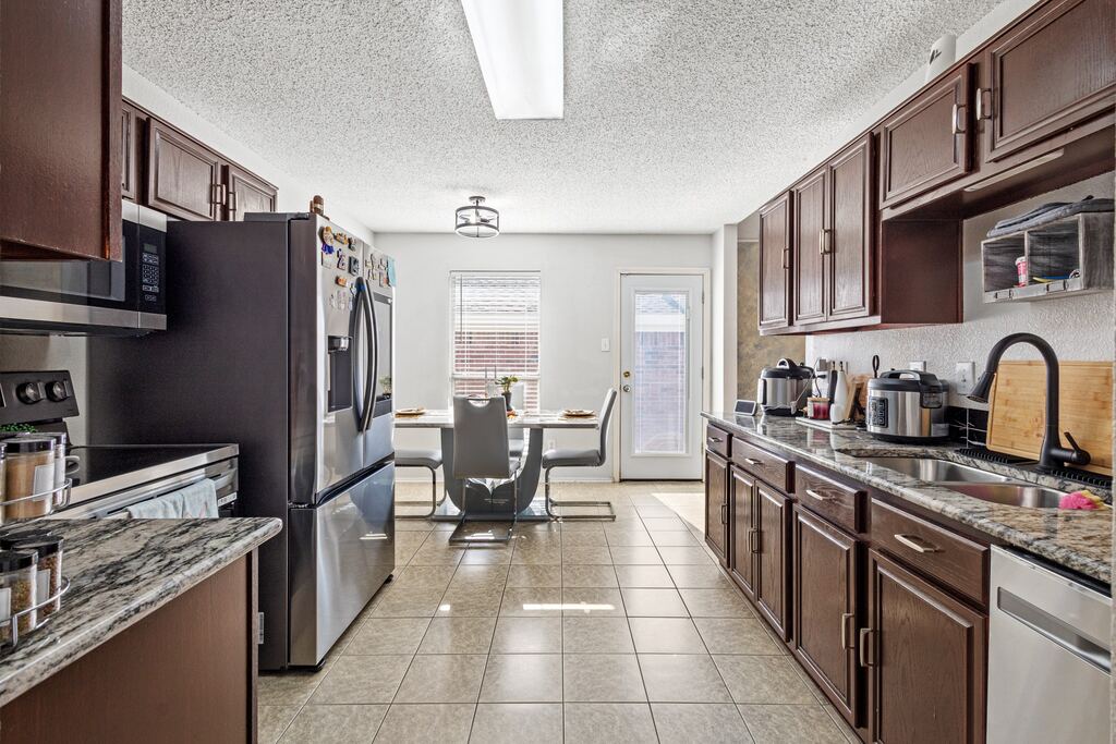 2501 Nogales Drive, Fort Worth, TX 76108 — photo 1