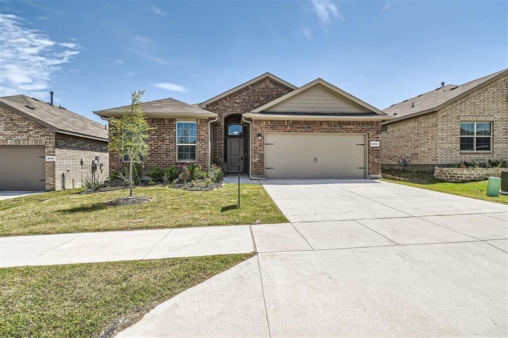 8616 Caldera Lane, Fort Worth, TX 76131 — photo 1