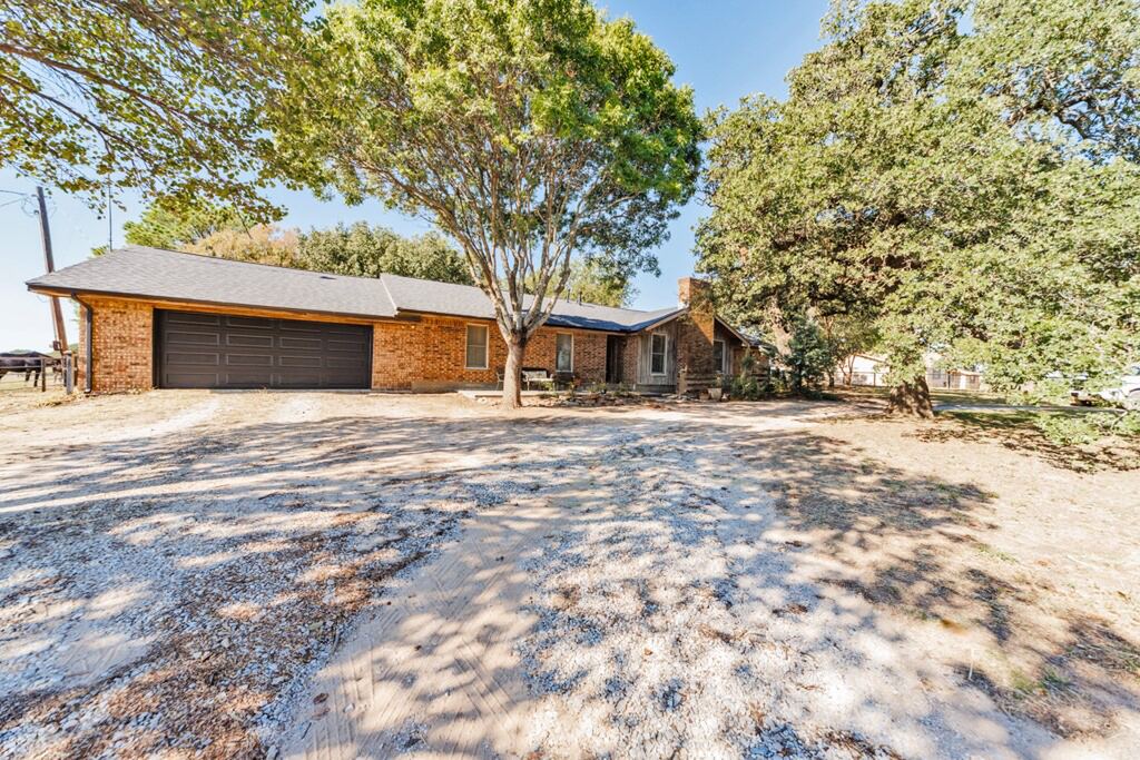 745 Winn Road, Bowie, TX 76230 — photo 1