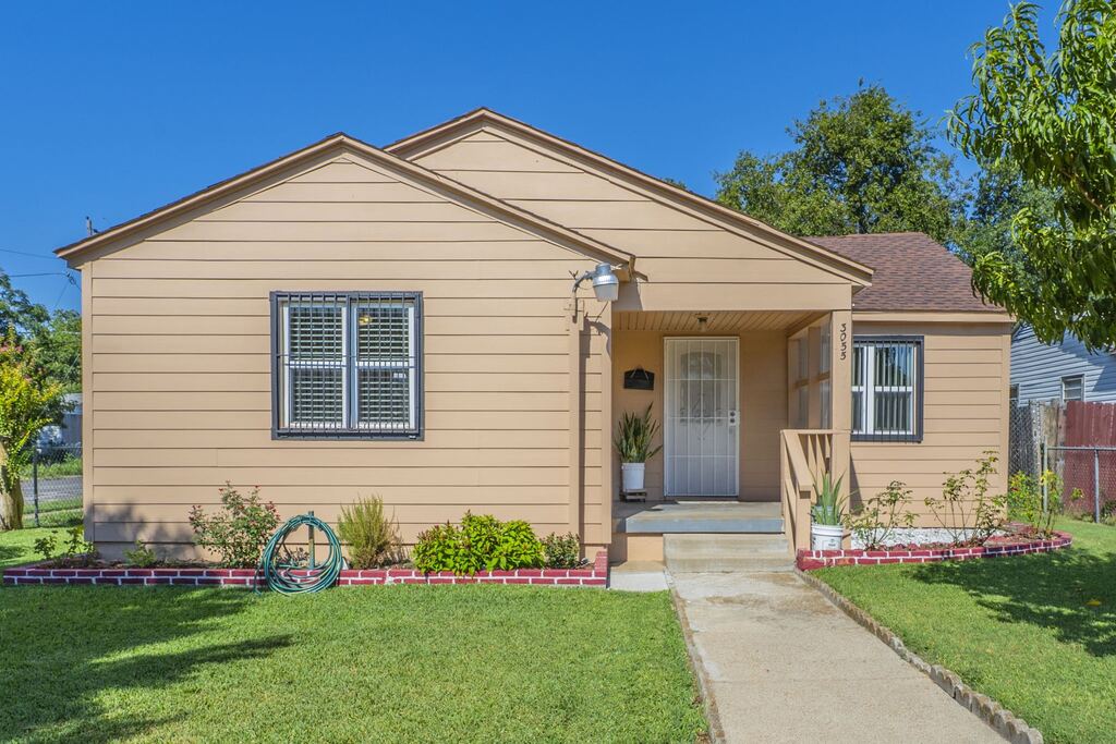 3055 Frio Drive, Dallas, TX 75216 — photo 1