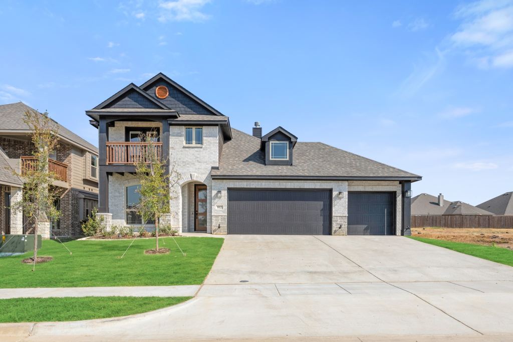 812 Condor Street, Joshua, TX 76058 — photo 1