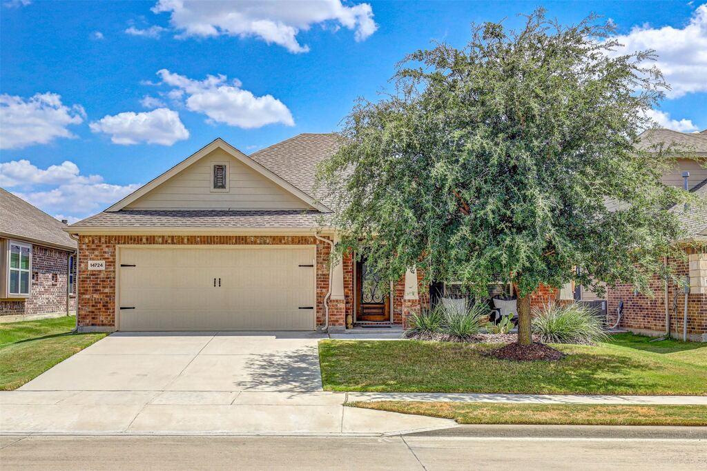 14724 Rocky Face Lane, Fort Worth, TX 76052 — photo 1