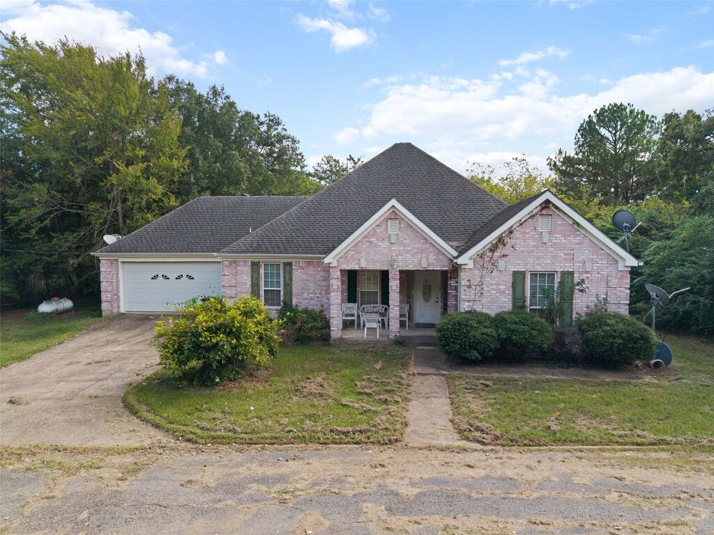10297 Tealwood Drive, Wills Point, TX 75169 — photo 1