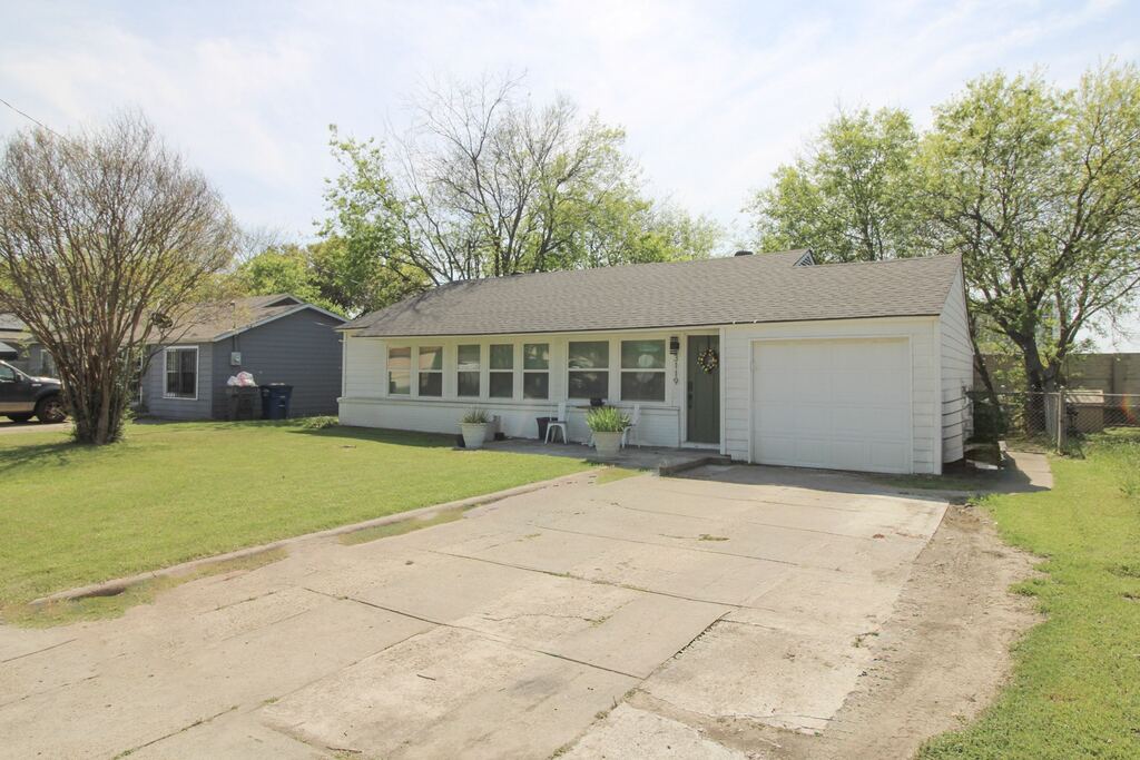 3119 Eisenhower Drive, Dallas, TX 75224 — photo 1