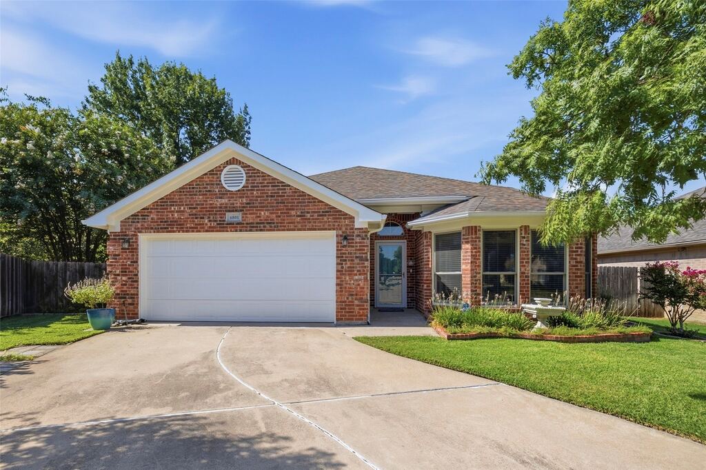 6801 Descanso Gardens Drive, Fort Worth, TX 76132 — photo 1