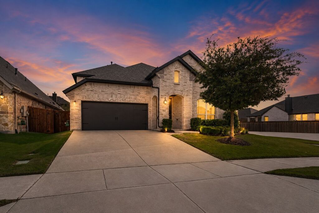 1661 Everitt Trail, Fort Worth, TX 76052 — photo 1