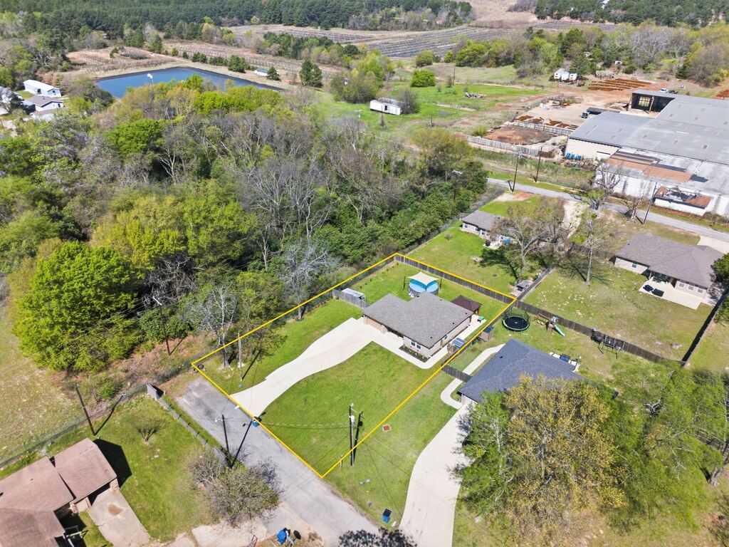 213 Freeman Street, Lindale, TX 75771 — photo 1