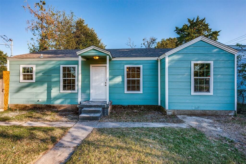 4206 Robert L Parish Sr Avenue, Dallas, TX 75210 — photo 1