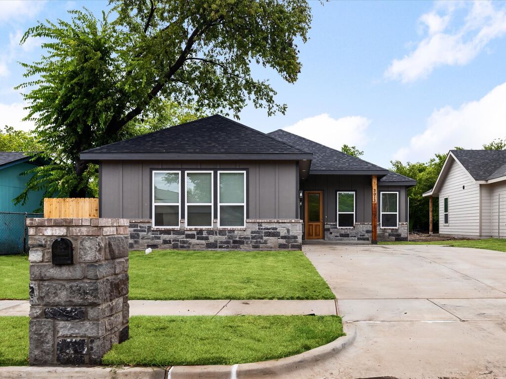 3013 Donalee Street, Fort Worth, TX 76105 — photo 1