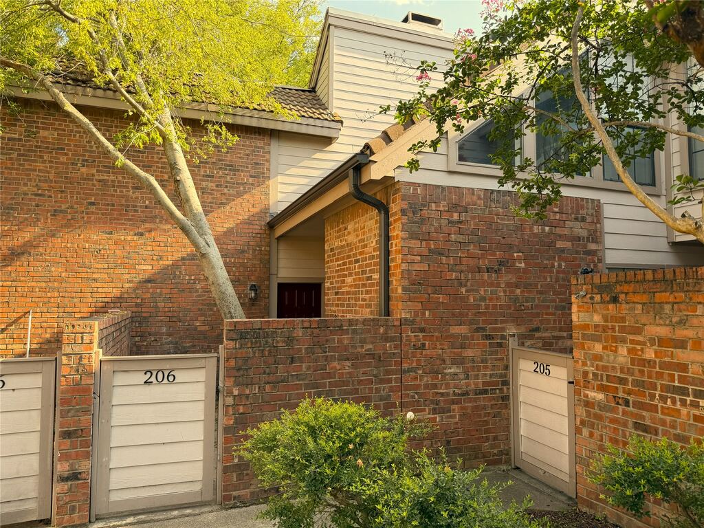 18240 Midway Road 206, Dallas, TX 75287 — photo 1