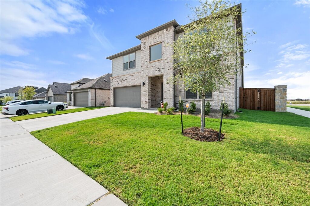 1421 Arciones Road, Fort Worth, TX 76052 — photo 1