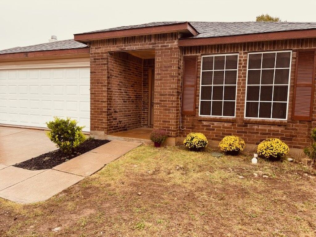 1901 J Cheshier Road, Fort Worth, TX 76247 — photo 1