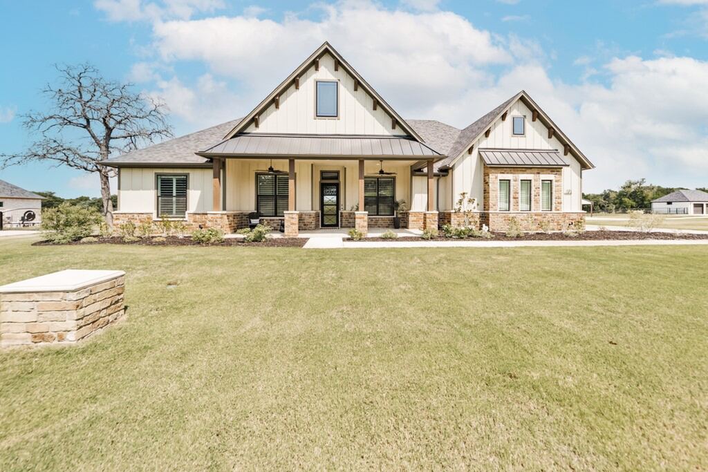 171 Rio Rancho Drive, Decatur, TX 76234 — photo 1