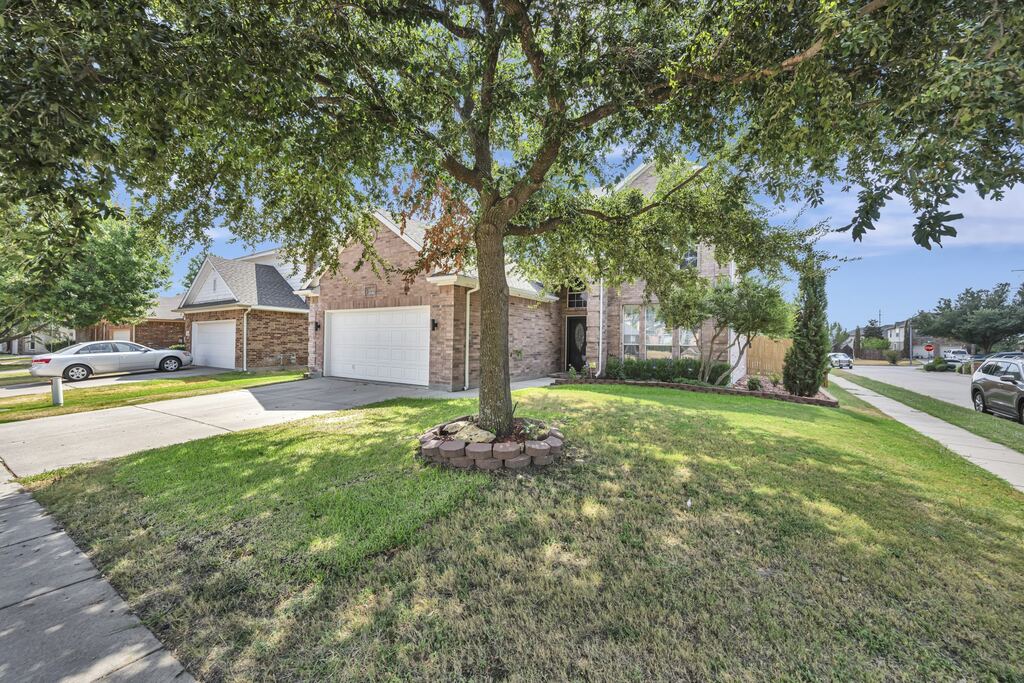 6369 Redeagle Creek Drive, Fort Worth, TX 76179 — photo 1