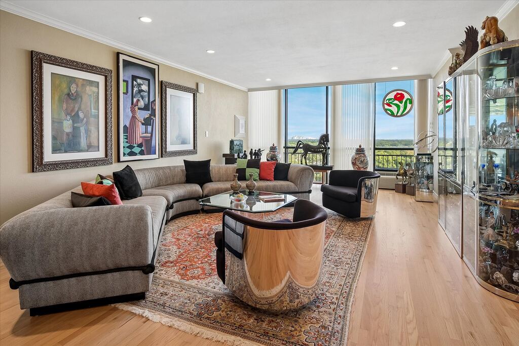 6335 W Northwest Highway 1117, Dallas, TX 75225 — photo 1