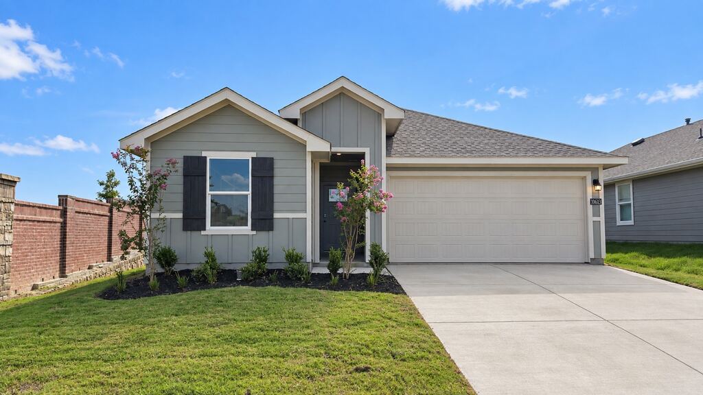 10613 DIAMOND MINE Drive, Fort Worth, TX 76036 — photo 1