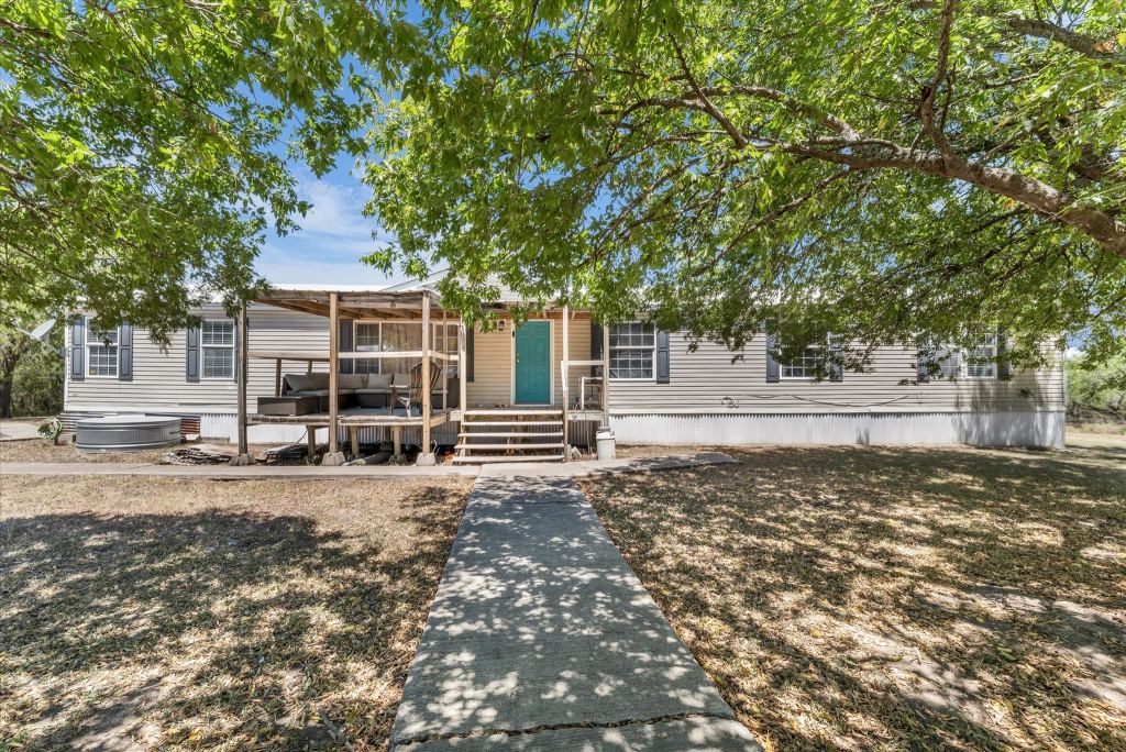 163 Hcr 3255, Mount Calm, TX 76673 — photo 1
