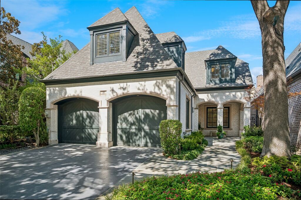 37 Kennington Court, Dallas, TX 75248 — photo 1