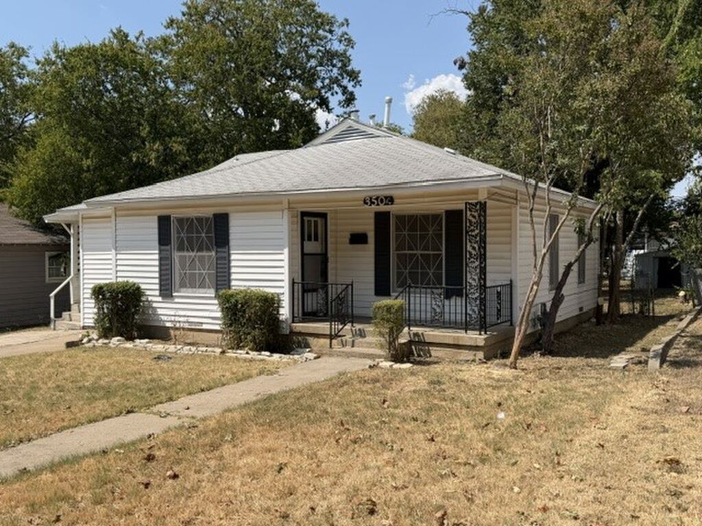 3504 W Gambrell Street, Fort Worth, TX 76133 — photo 1