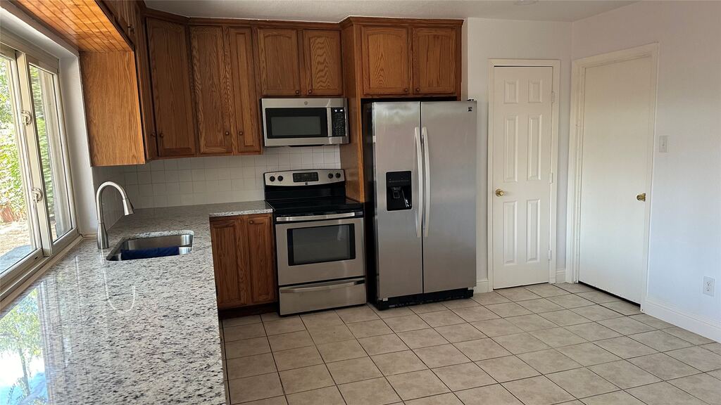 5300 Duchess Court, Lake Dallas, TX 75065 — photo 1
