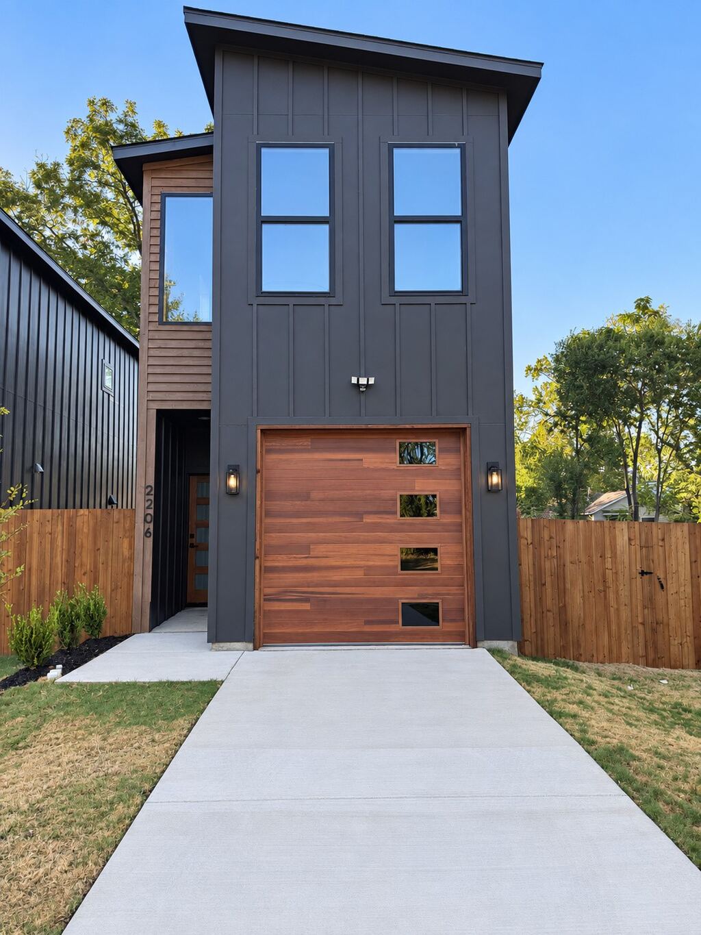 2206 Dyson Street, Dallas, TX 75215 — photo 1