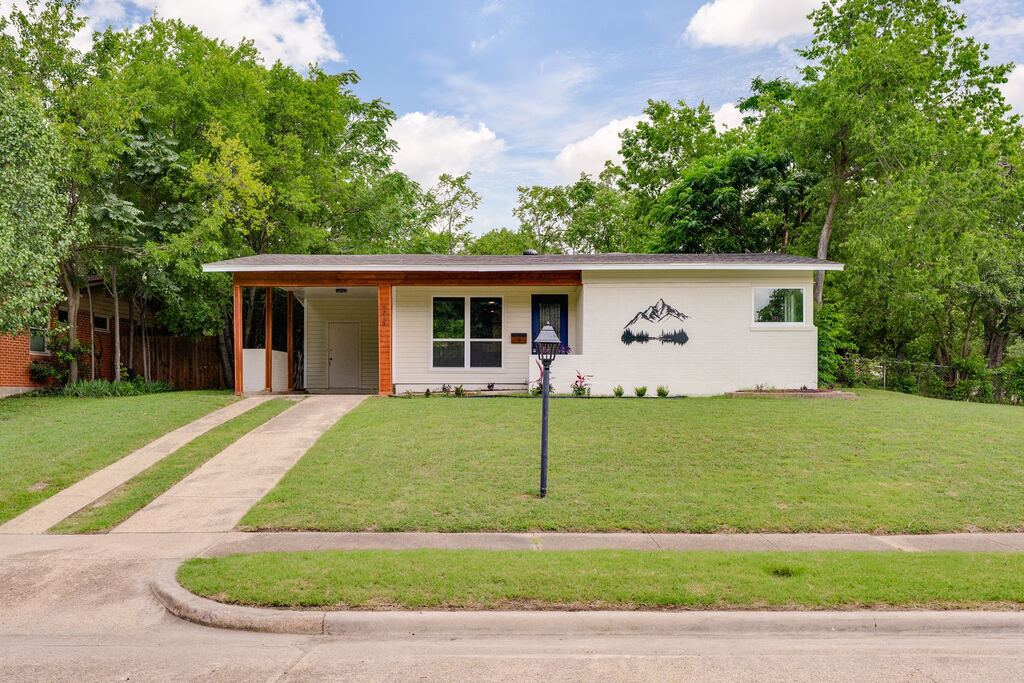 9795 Twin Creek Circle, Dallas, TX 75228 — photo 1