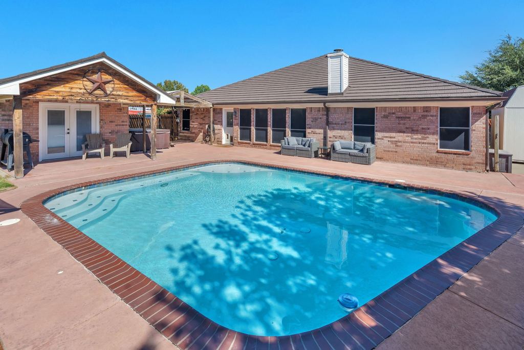 229 Willow Creek Drive