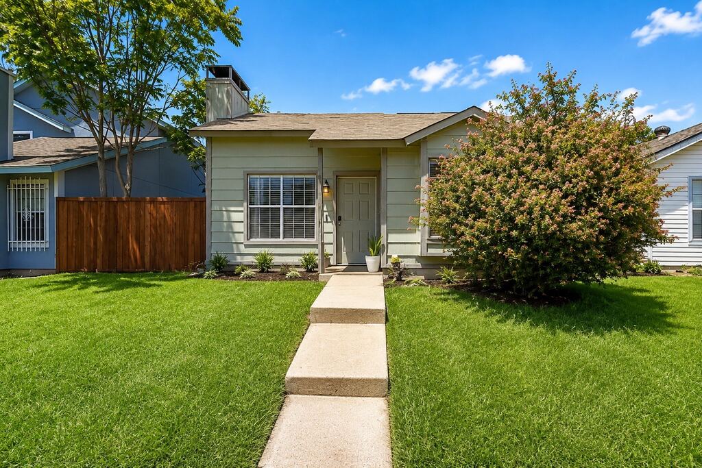 10319 Waterbury Drive, Dallas, TX 75217 — photo 1