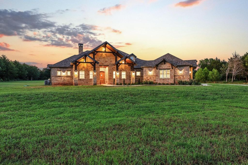 231 Geis Drive, Pottsboro, TX 75076 — photo 1