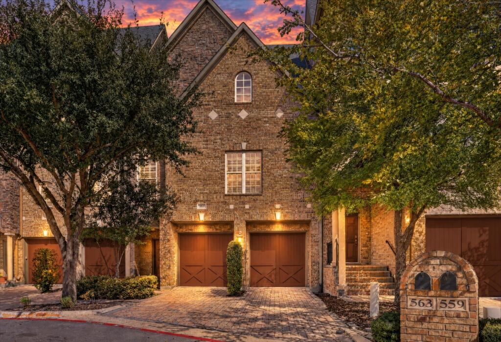 563 Rockingham Drive