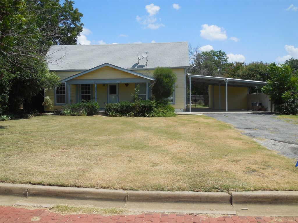 316 Mesquite Street, Ranger, TX 76470 — photo 1