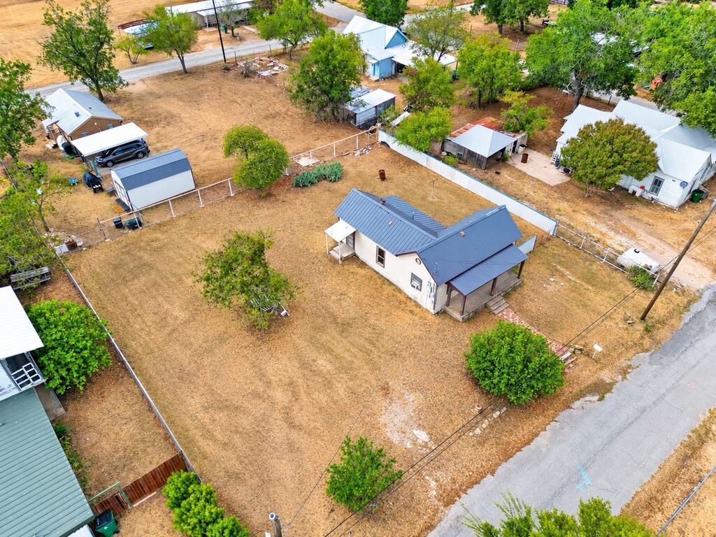 410 Vine Street, Dublin, TX 76446 — photo 1