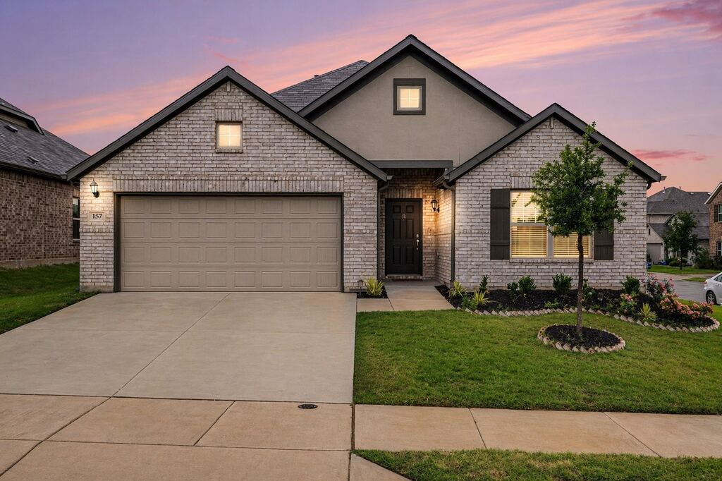 157 Greenback Trail, Fort Worth, TX 76131 — photo 1