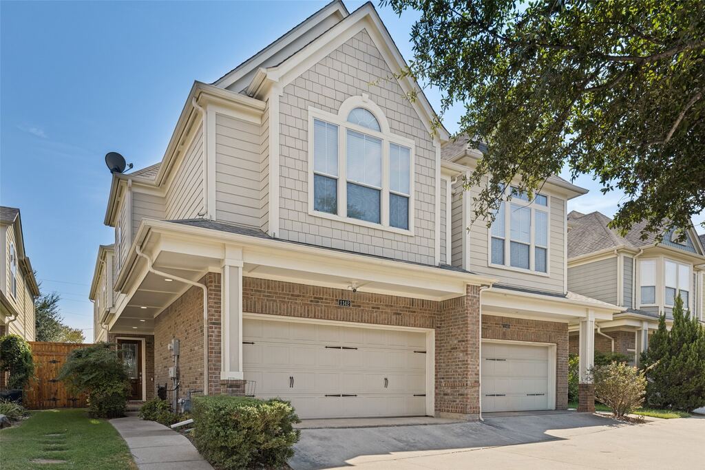 1142 N Bishop Avenue, Dallas, TX 75208 — photo 1