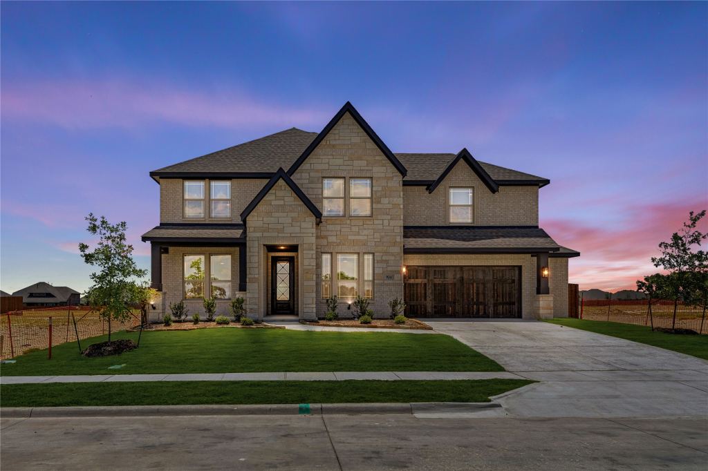 924 Lasalle Drive, Red Oak, TX 75154 — photo 1