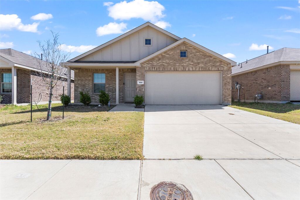 1109 Odlozil Lane, Ennis, TX 75119 — photo 1