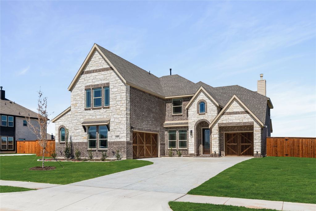 421 Birkdale Lane, Red Oak, TX 75154 — photo 1