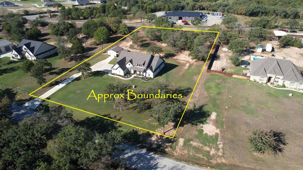 498 County Road 4598, Boyd, TX 76023 — photo 1