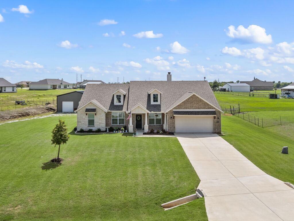 120 Croft Court, Decatur, TX 76234 — photo 1