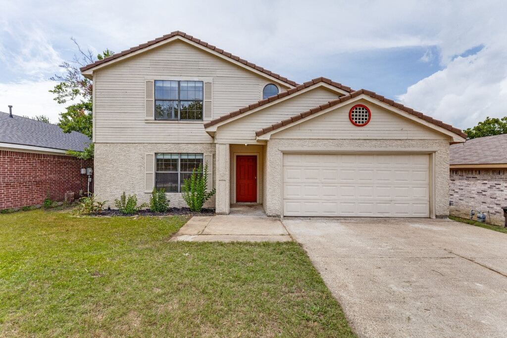 10209 Cool Spring Drive, Fort Worth, TX 76108 — photo 1