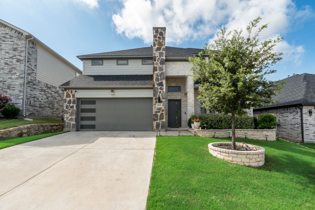 2521 Ponca Drive