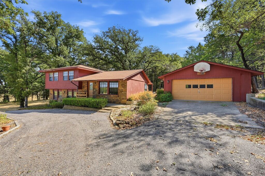 1471 County Road 219, Gainesville, TX 76240 — photo 1