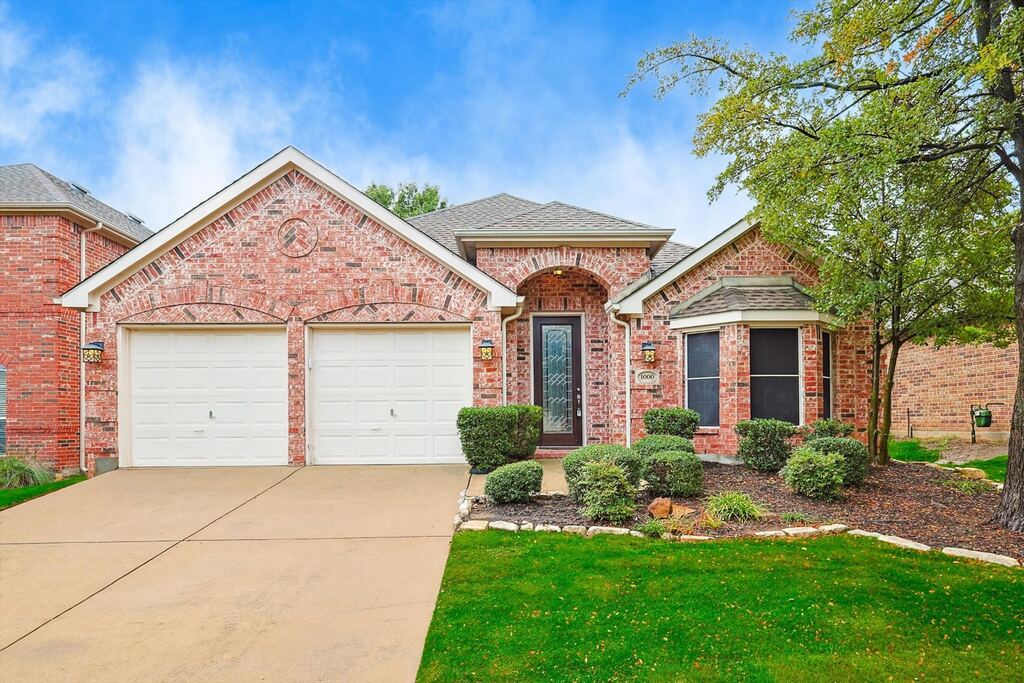 1000 Noble Avenue, Lantana, TX 76226 — photo 1
