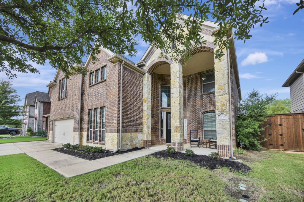1219 Bentley Drive