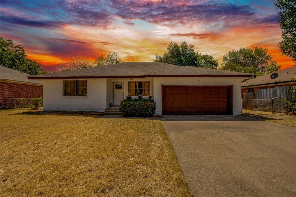 6540 Seco Boulevard, Dallas, TX 75217 — photo 1