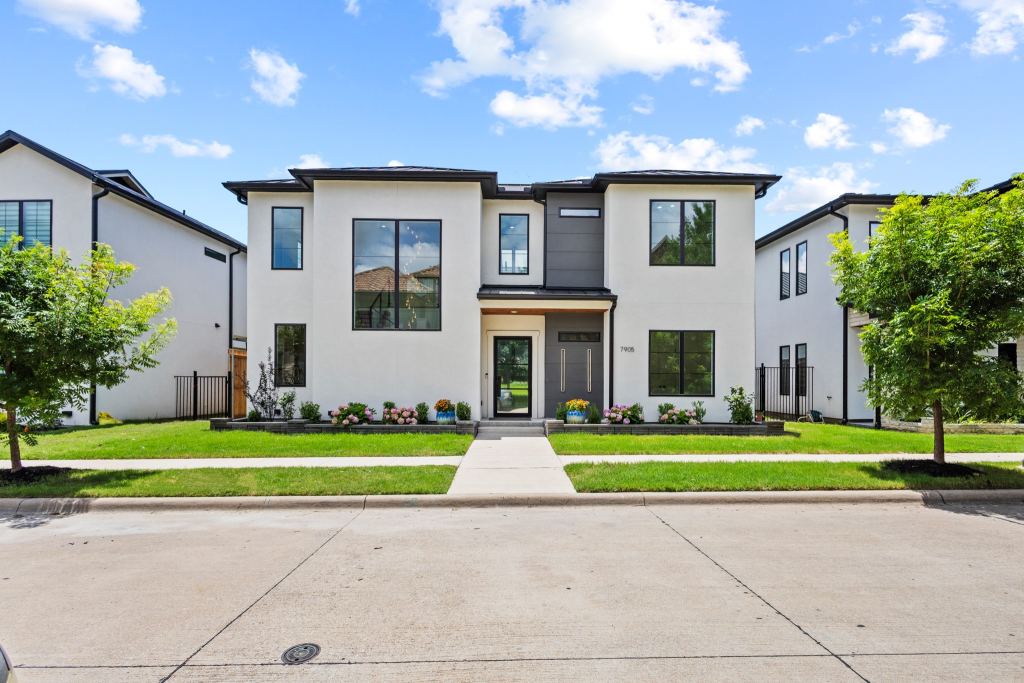 7905 Comanche Way