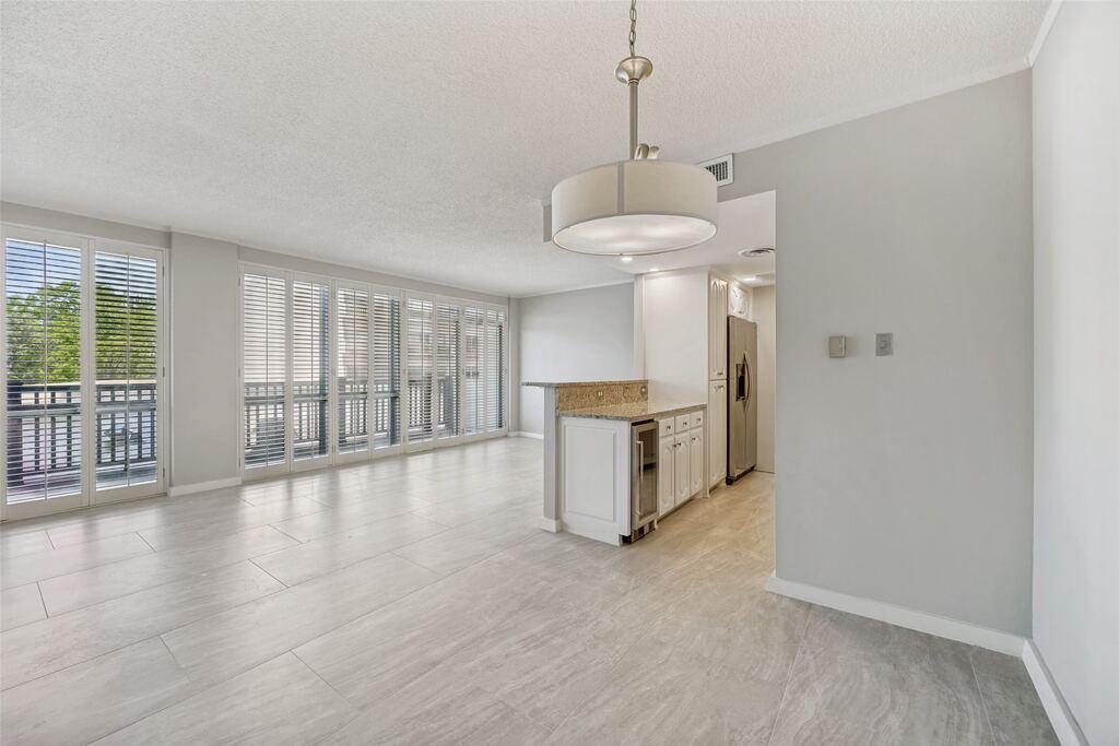 6211 W Northwest Highway 300, Dallas, TX 75225 — photo 1