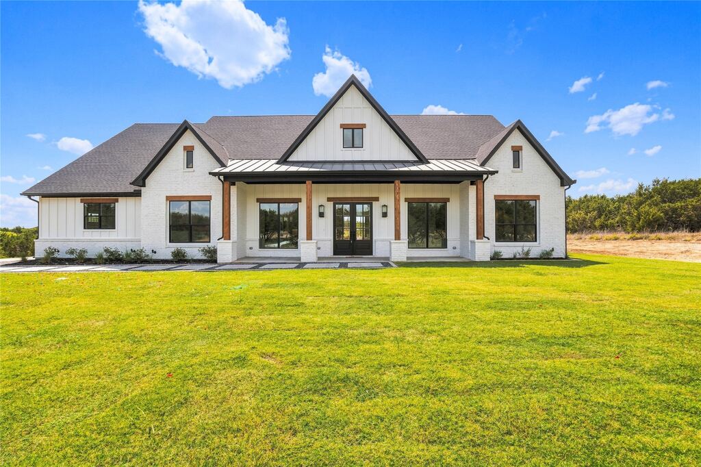 3111 Rio Grande Circle, Cresson, TX 76035 — photo 1