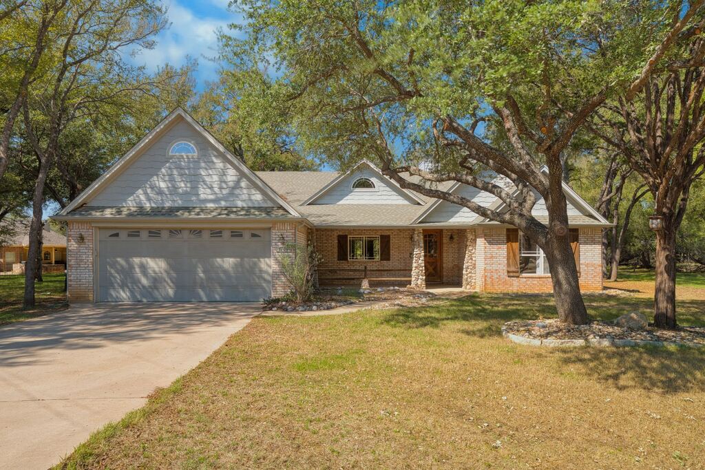 17049 Faircrest Drive, Whitney, TX 76692 — photo 1
